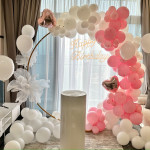 96666 Monochromatic Dream Garden Balloon Décor