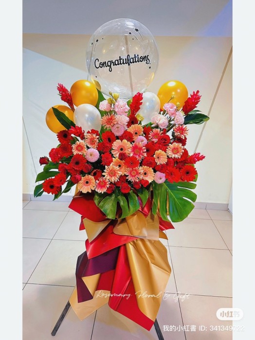 Opening flowers arrangements 17